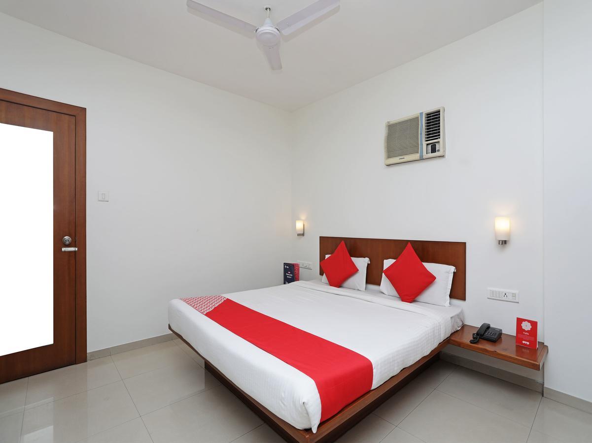 Oyo 1194 Hotel Gulmohr Pune Luaran gambar