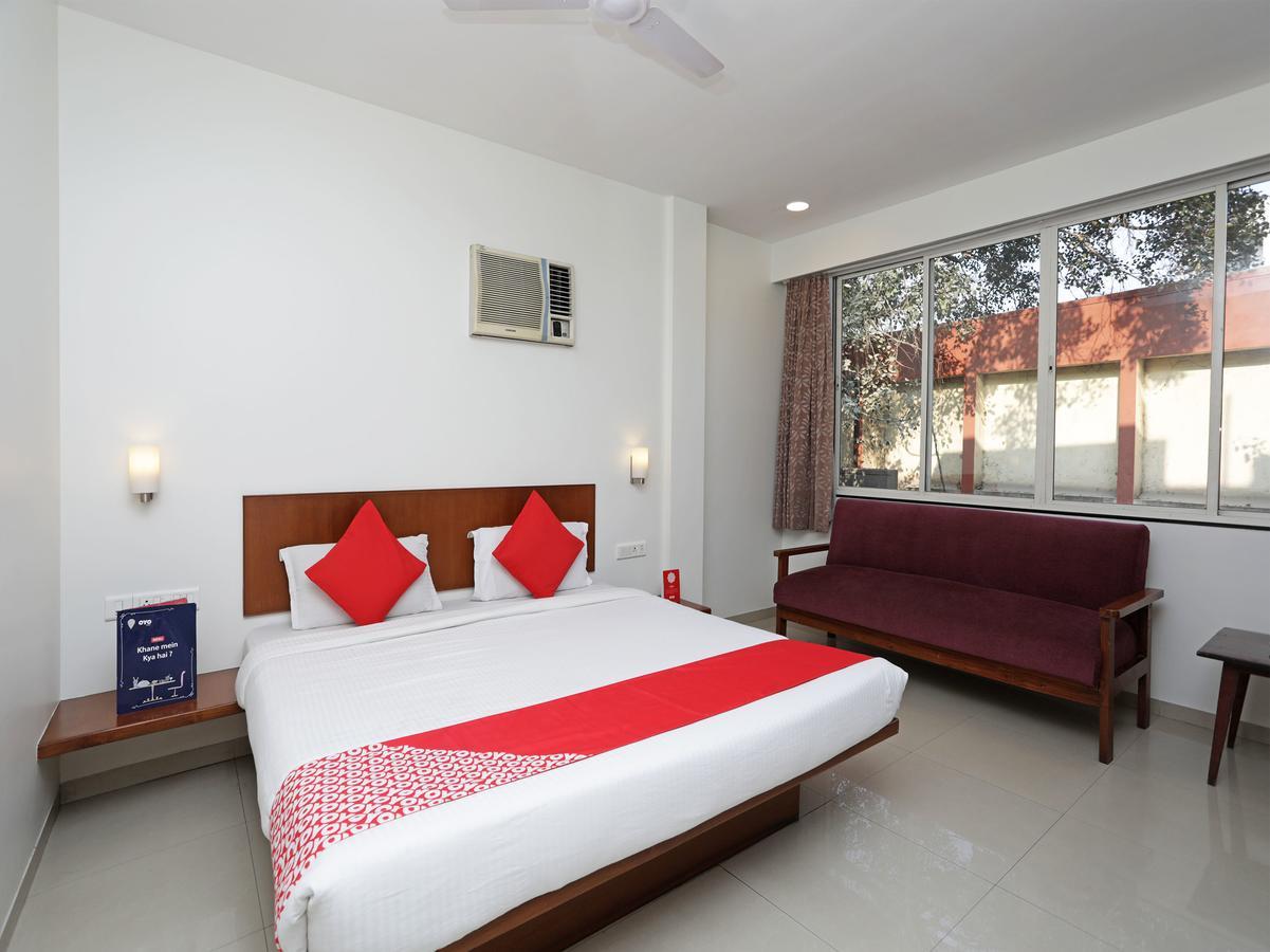 Oyo 1194 Hotel Gulmohr Pune Luaran gambar