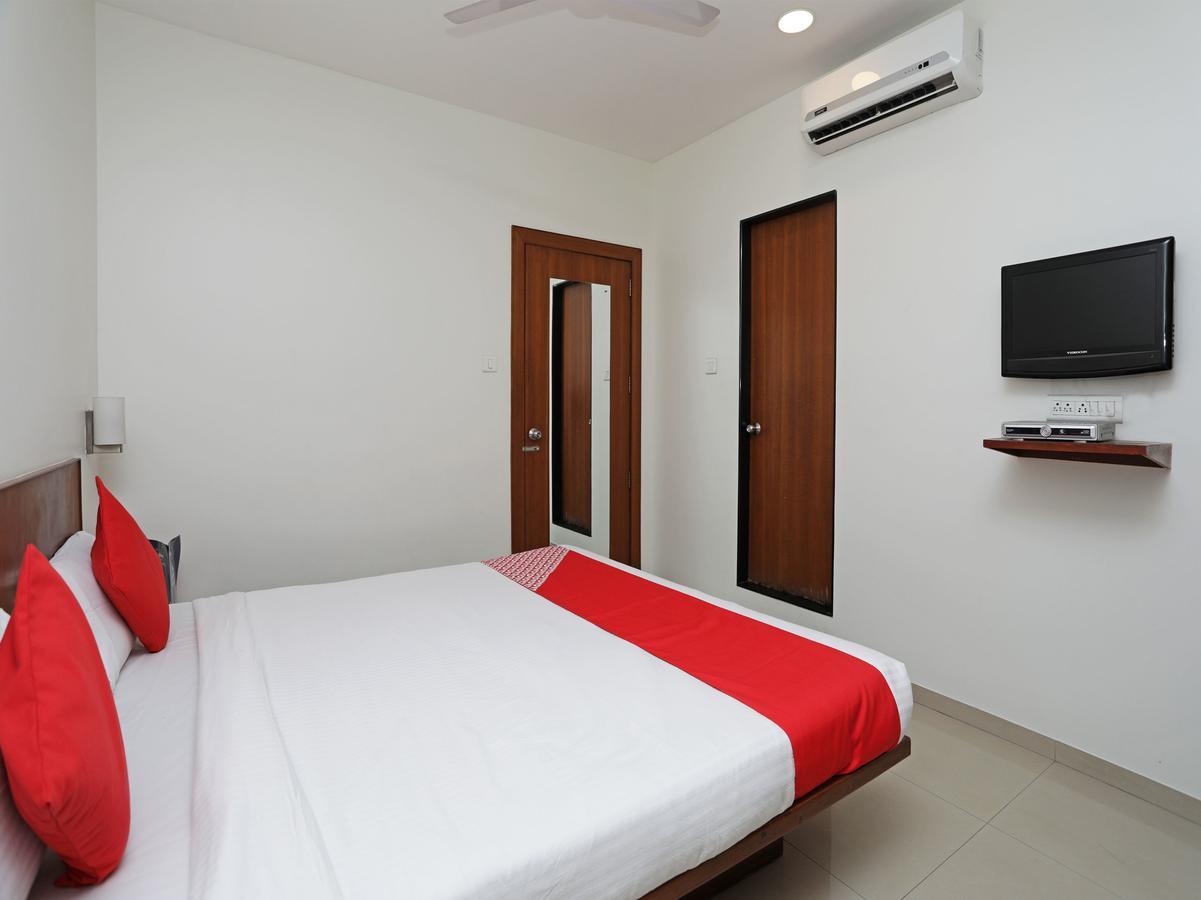 Oyo 1194 Hotel Gulmohr Pune Luaran gambar