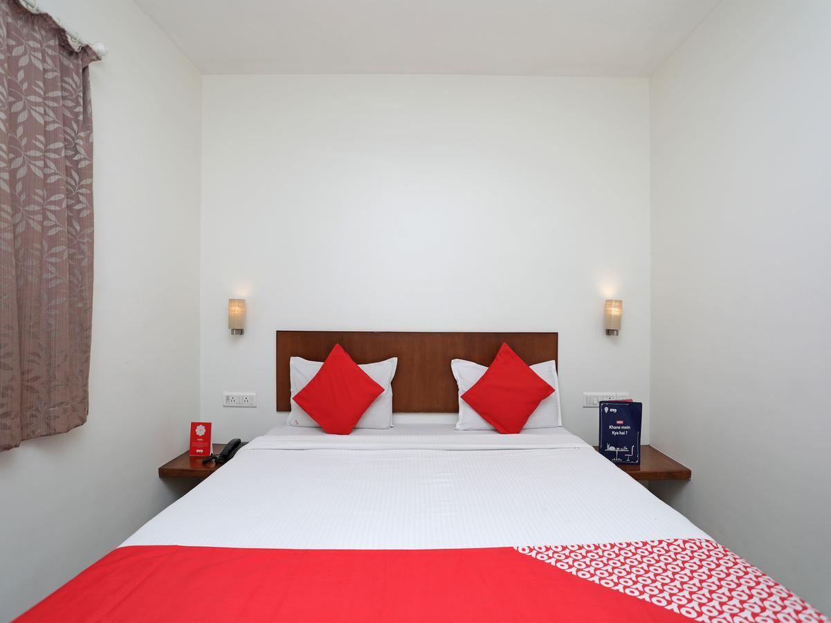 Oyo 1194 Hotel Gulmohr Pune Luaran gambar